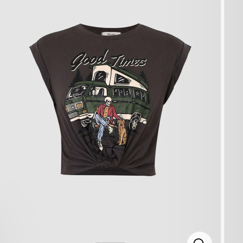 Graphic tee